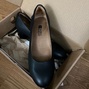 Brand new black shoes for crews low heels